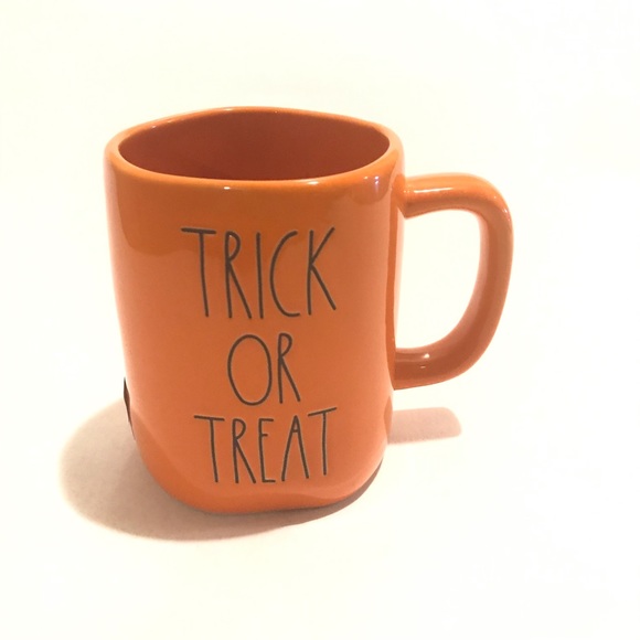 ONE (1) Rae Dunn Trick or Treat Halloween Ceramic Mug Orange/Black - Picture 2 of 6